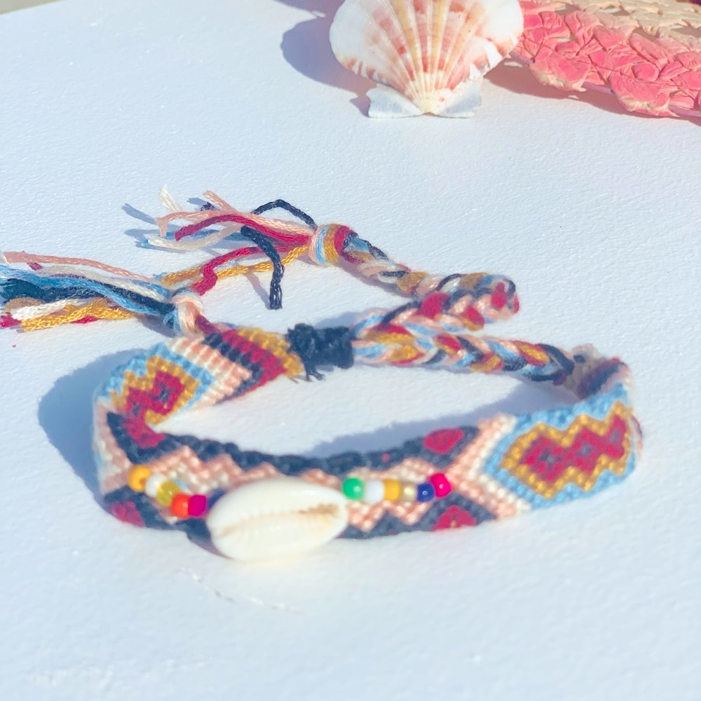 Caligirl Friendship Bracelet